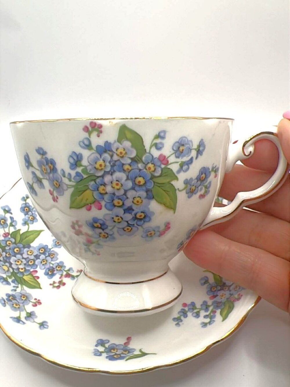 Tuscan “Forget‑Me‑Not” Fine English Bone China Tea Cup & Saucer – Vintage Floral